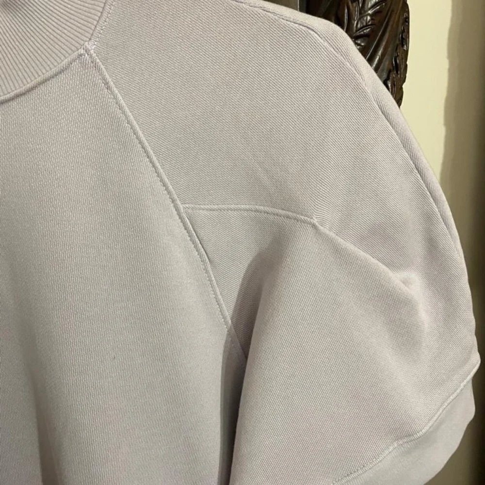 NWT Agolde The Round Shoulder Half Sleeve Box Sweatshirt Paper - Size S - Picture 6 of 9